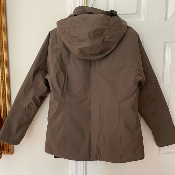 BRAND NEW W/ TAGS Women Helly Hansen Jacket - Picture 3 of 10